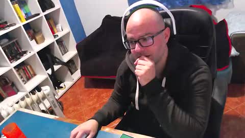 ravingr3d3 online show from December 17, 2025, 10:16 pm