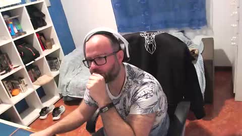 ravingr3d3 online show from February 21, 2026, 12:55 am