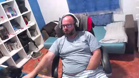 Snapshot of ravingr3d3 chatting on July 20, 2026, 10:45 pm ravingr3d3 online show from July 20, 2026, 10:45 pm