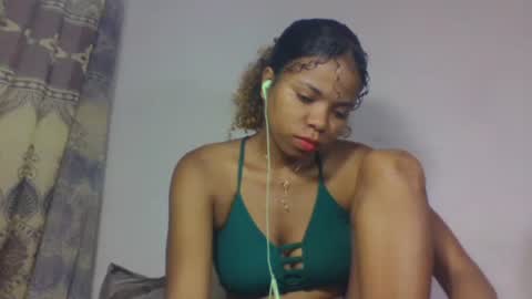 ravomamy online show from November 4, 2025, 2:05 pm