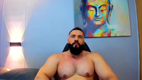 Snapshot of rawmathews chatting on January 19, 2025, 1:43 am rawmathews online show from January 19, 2025, 1:43 am