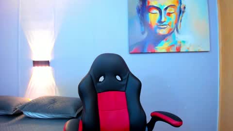 Snapshot of rawmathews chatting on January 29, 2025, 11:04 pm rawmathews online show from January 29, 2025, 11:04 pm