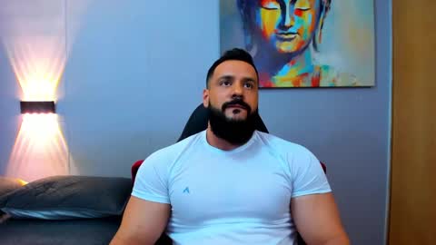 Snapshot of rawmathews chatting on January 31, 2025, 1:33 am rawmathews online show from January 31, 2025, 1:33 am