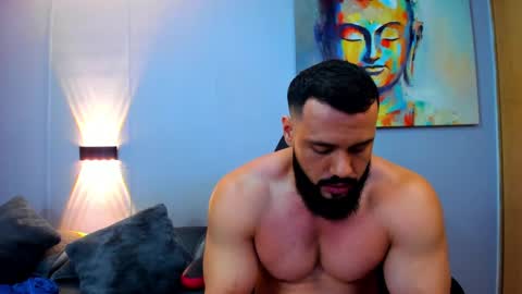 Snapshot of rawmathews chatting on February 18, 2025, 4:58 am rawmathews online show from February 18, 2025, 4:58 am