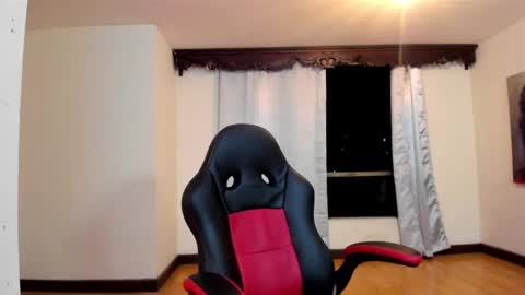 Snapshot of rawmathews chatting on September 16, 2025, 4:57 am rawmathews online show from September 16, 2025, 4:57 am