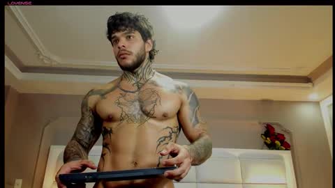 Ray Coopers online show from November 15, 2025, 3:26 am