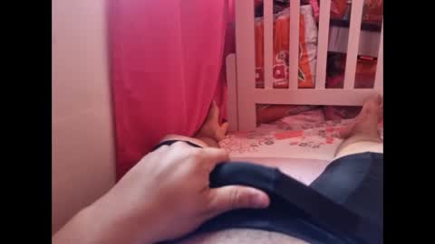 Snapshot of ray_rey1210 chatting on March 9, 2026, 10:14 pm ray_rey1210 online show from March 9, 2026, 10:14 pm