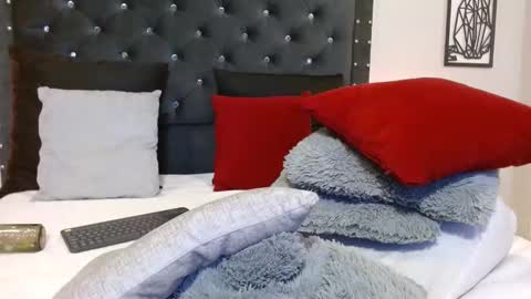 Ray online show from February 8, 2025, 3:30 am