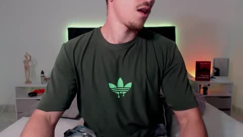 Ray online show from November 1, 2025, 10:01 pm