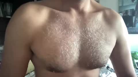 rayanzan1 online show from December 8, 2024, 7:11 pm