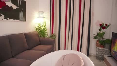 Raychell Black  online show from April 16, 2026, 3:13 pm