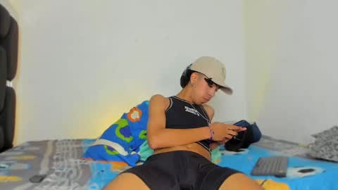 Rayn online show from November 11, 2025, 5:46 pm