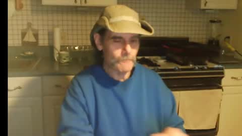 Ray online show from November 7, 2025, 9:48 pm