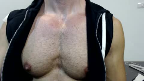 razorramon13 online show from February 1, 2025, 10:15 am