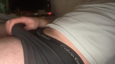 Snapshot of rbnaustiiin chatting on January 4, 2025, 11:06 pm rbnaustiiin online show from January 4, 2025, 11:06 pm