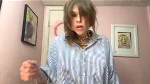 rcherrycola00 online show from April 5, 2026, 11:13 pm