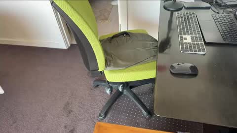 readwithjordanv online show from April 19, 2026, 11:51 pm