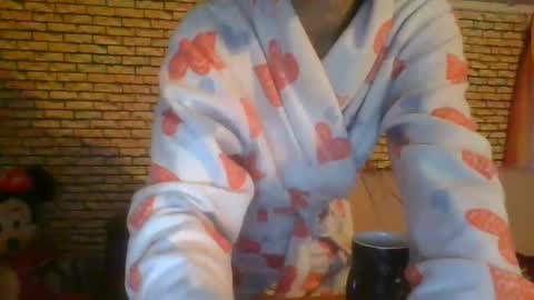 real_coupl3 online show from November 23, 2025, 6:57 am