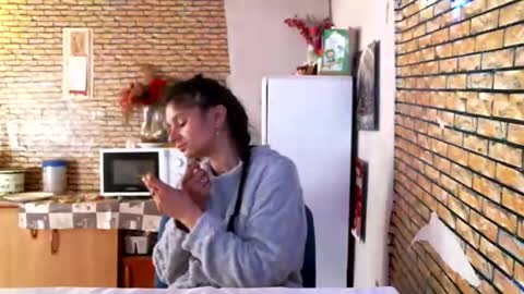 real_coupl3 online show from April 7, 2026, 7:42 am