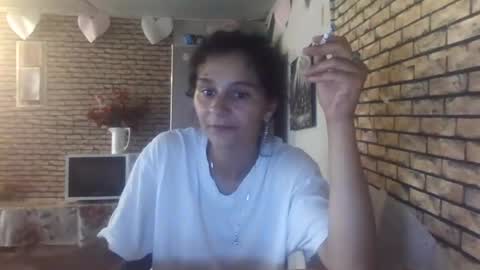Snapshot of real_coupl3 chatting on June 28, 2026, 8:31 am real_coupl3 online show from June 28, 2026, 8:31 am