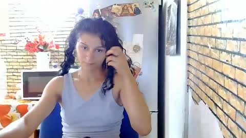 Snapshot of real_coupl3 chatting on July 22, 2026, 11:46 am real_coupl3 online show from July 22, 2026, 11:46 am