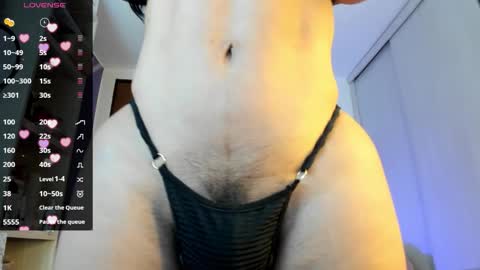 Emilly Andrea online show from November 12, 2025, 11:36 pm