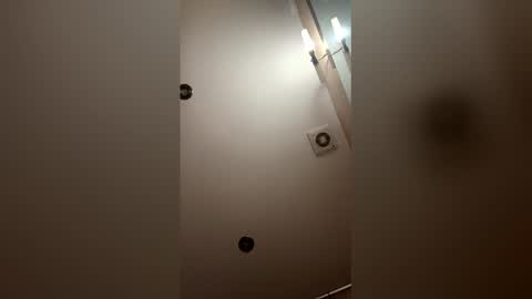 realpussy4 online show from June 7, 2026, 5:33 am