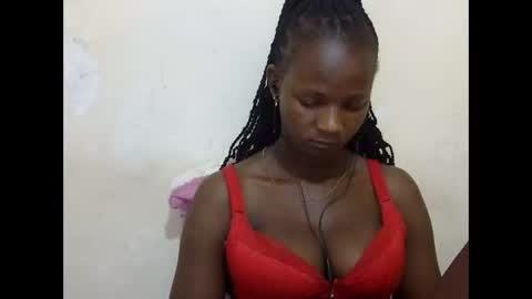 queen online show from March 5, 2025, 6:23 am