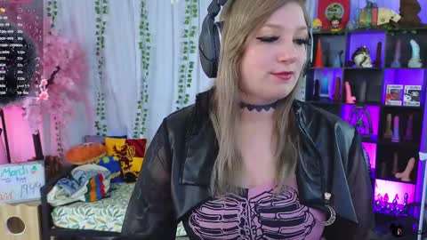 Snap - RealSamiSins online show from March 7, 2025, 4:00 pm