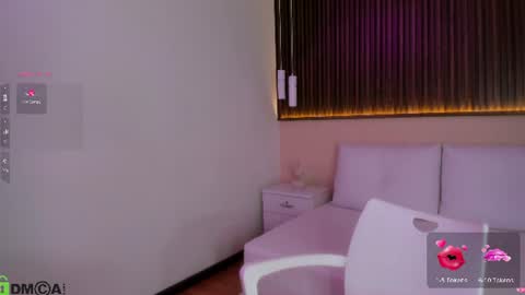 Snapshot of rebeca__grey chatting on July 4, 2026, 2:23 pm Rebeca online show from July 4, 2026, 2:23 pm