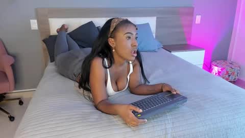I invite you to my birthday on November 3th  online show from September 29, 2025, 8:35 pm