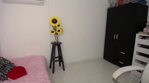 REBECA online show from December 18, 2024, 1:26 am