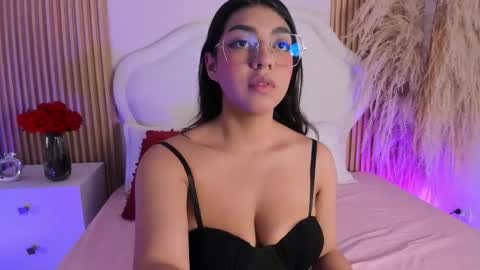 rebeca_taylor_ online show from March 17, 2026, 3:11 am