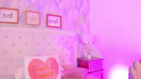 Rebeca Whatsson online show from January 17, 2026, 11:37 am