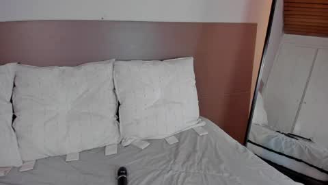 Snapshot of rebeca_williams_ chatting on May 28, 2026, 12:46 pm Rebeca Williams online show from May 28, 2026, 12:46 pm
