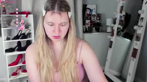 rebecca_____ online show from February 20, 2026, 6:26 am