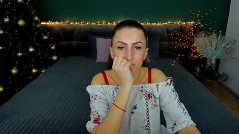rebecca_diamonds online show from January 22, 2025, 9:57 am