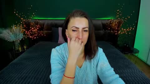 rebecca_diamonds online show from February 19, 2025, 7:06 am