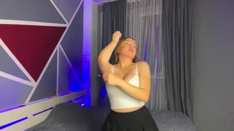 Rebecca online show from October 20, 2025, 4:29 pm