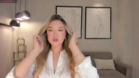 Rebe online show from April 9, 2026, 7:19 pm