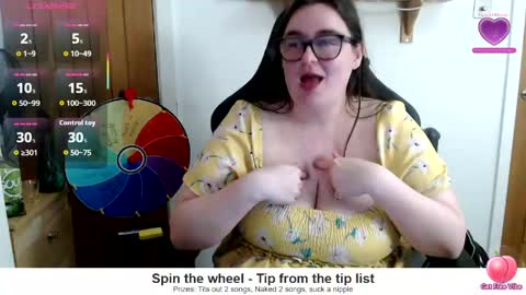 rebeccasummercam online show from May 18, 2026, 9:31 pm