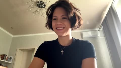 Rebecca online show from October 18, 2025, 11:11 am