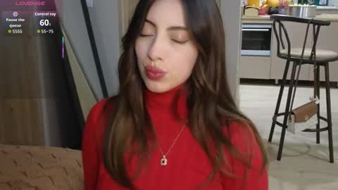 rebeccawhite_meow online show from November 4, 2025, 12:54 am