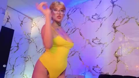 REBEKA online show from February 25, 2026, 1:54 pm