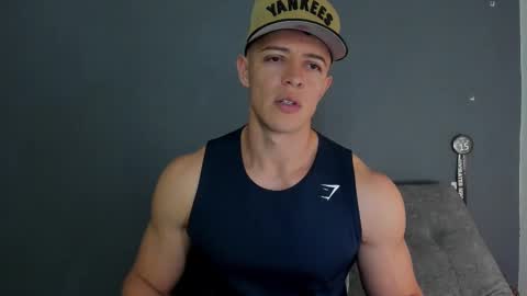 twitter REECET26 instagram RECCETAYLOR online show from November 9, 2025, 2:21 am