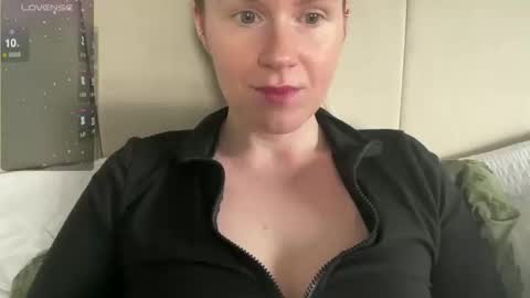 Rosie online show from March 12, 2025, 9:34 am