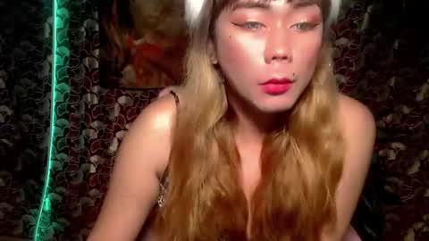 red_kitsune69 online show from October 4, 2025, 7:23 pm