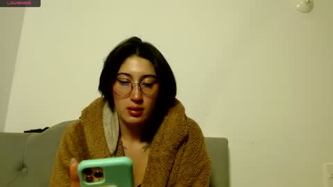 IG   OF red moonn online show from January 6, 2025, 12:02 pm