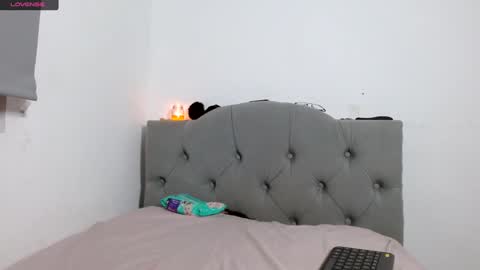 IG   OF red moonn online show from January 23, 2025, 10:32 am