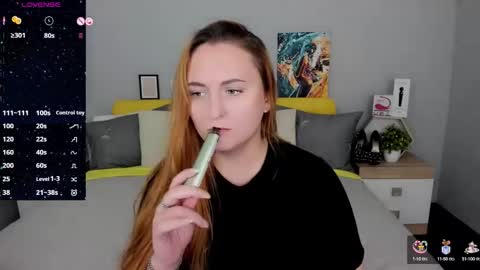 Snapshot of red_naughtyfox chatting on September 15, 2025, 5:46 pm Lessy Fox online show from September 15, 2025, 5:46 pm